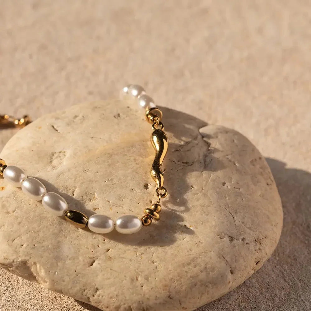 Gold Freshwater Pearl Bracelet
