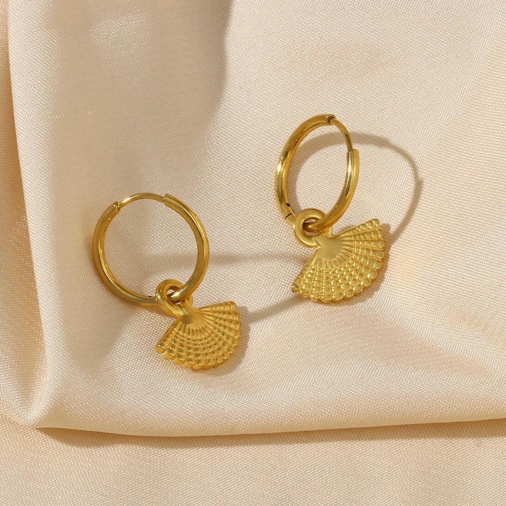 Fan Pendant Hoop Earrings