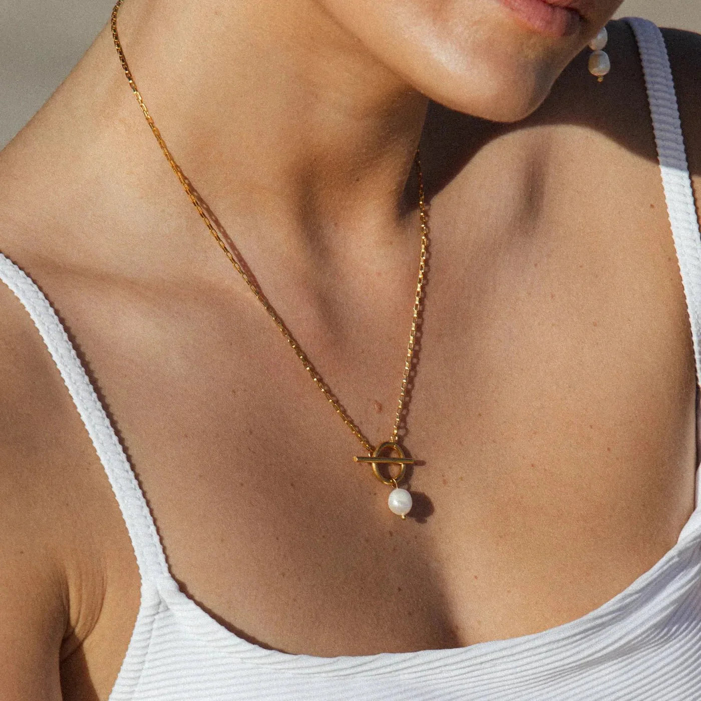 Pearl Toggle Necklace