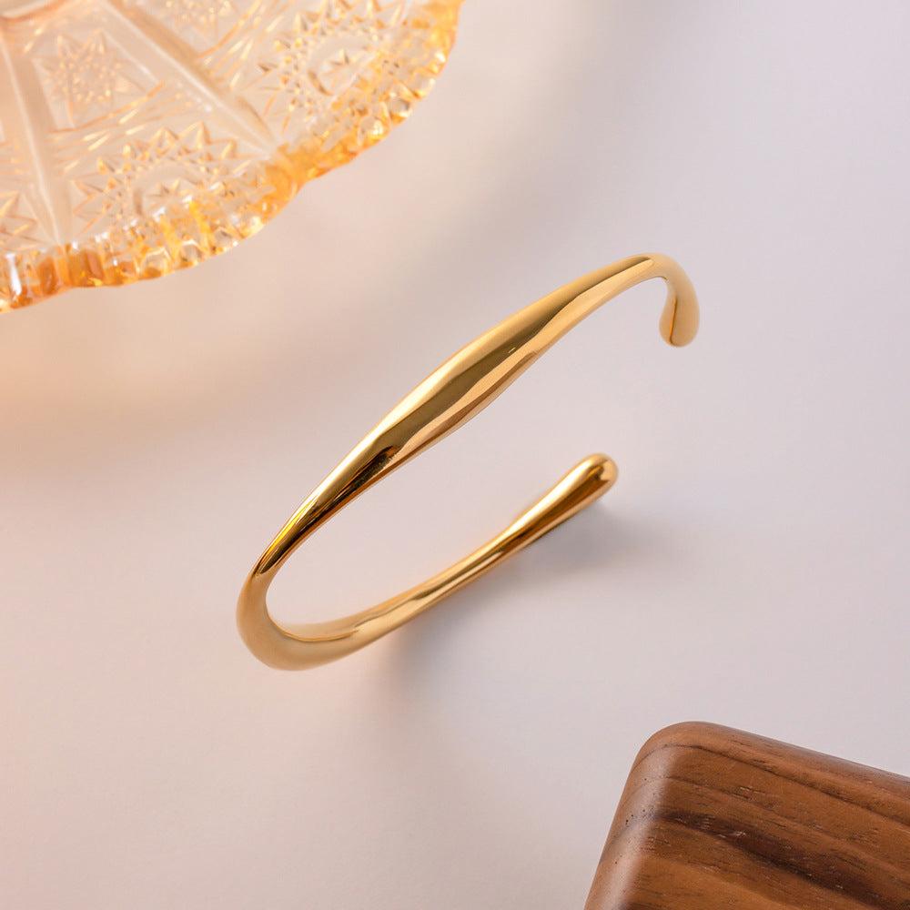 Vintage Twisted Gold Bangle