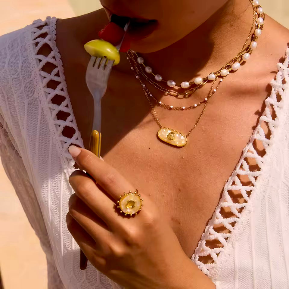 Colorful Broken Shell Necklace