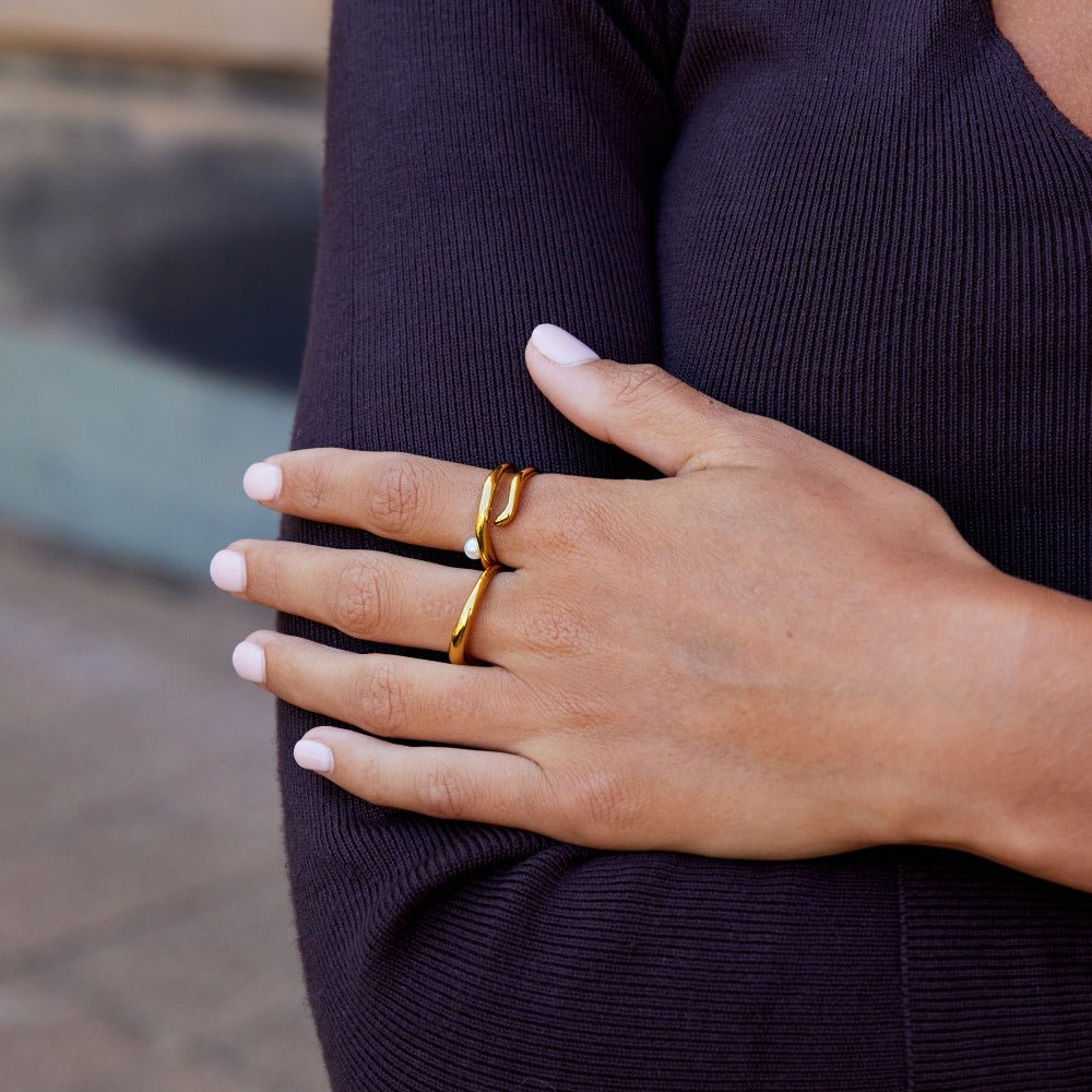Geometric Gold & Pearl Ring