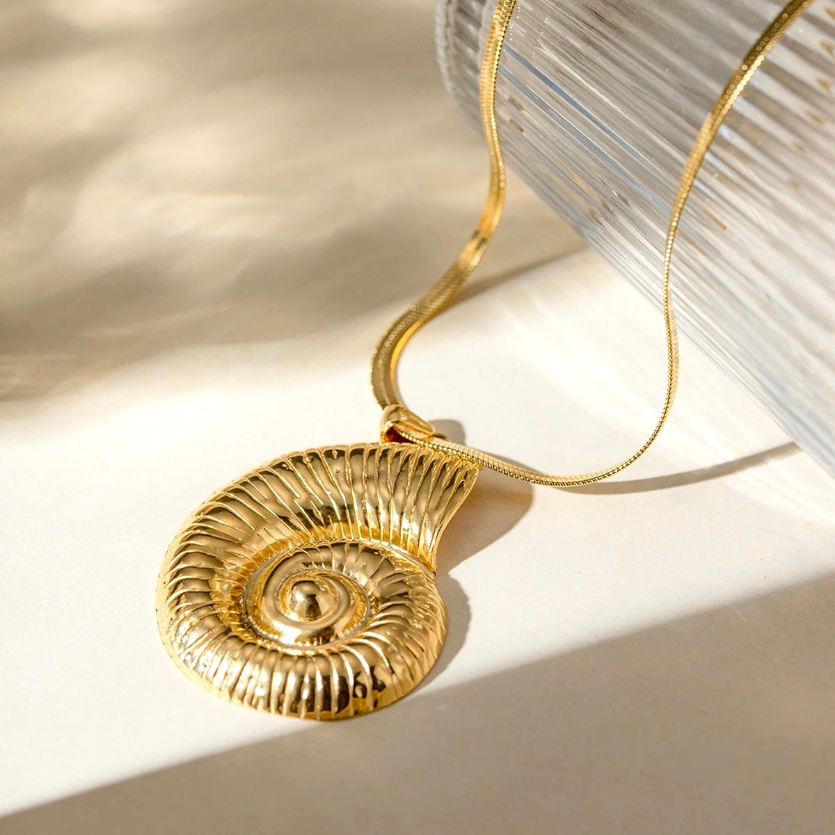 Gold Conch Shell Pendant Necklace