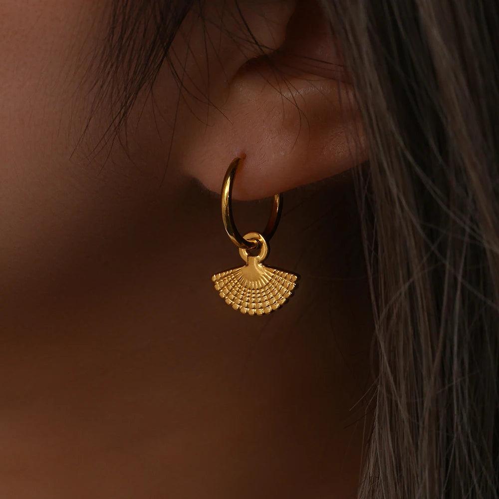 Fan Pendant Hoop Earrings