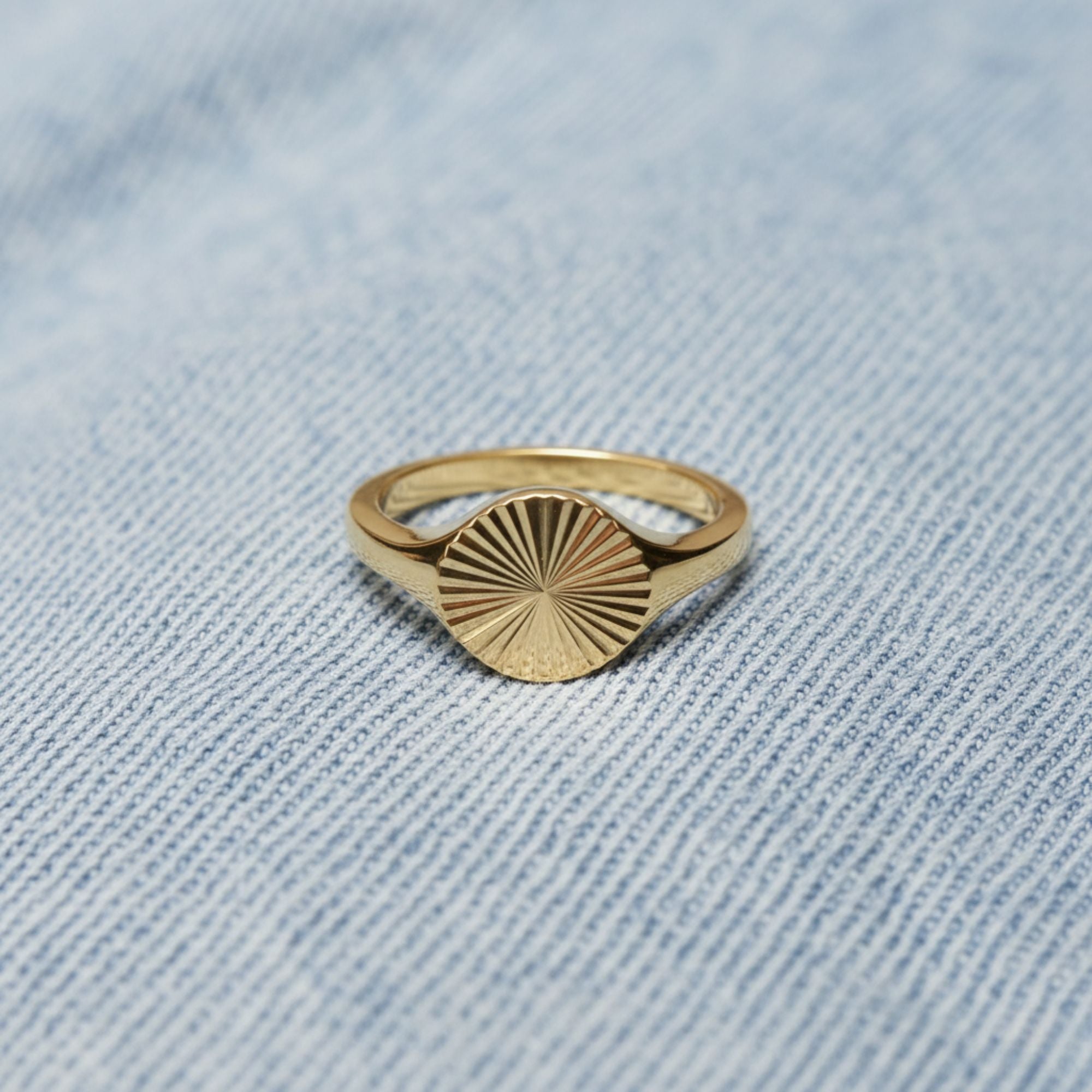 Sunbeam Gold Signet Ring