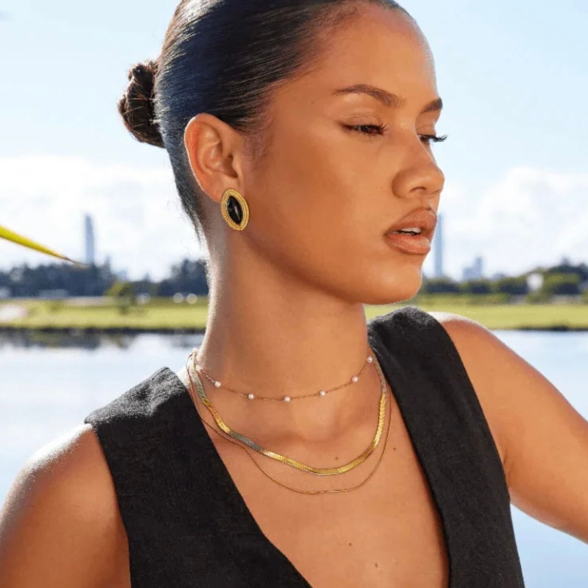 Retro Noir – Marquise Earrings