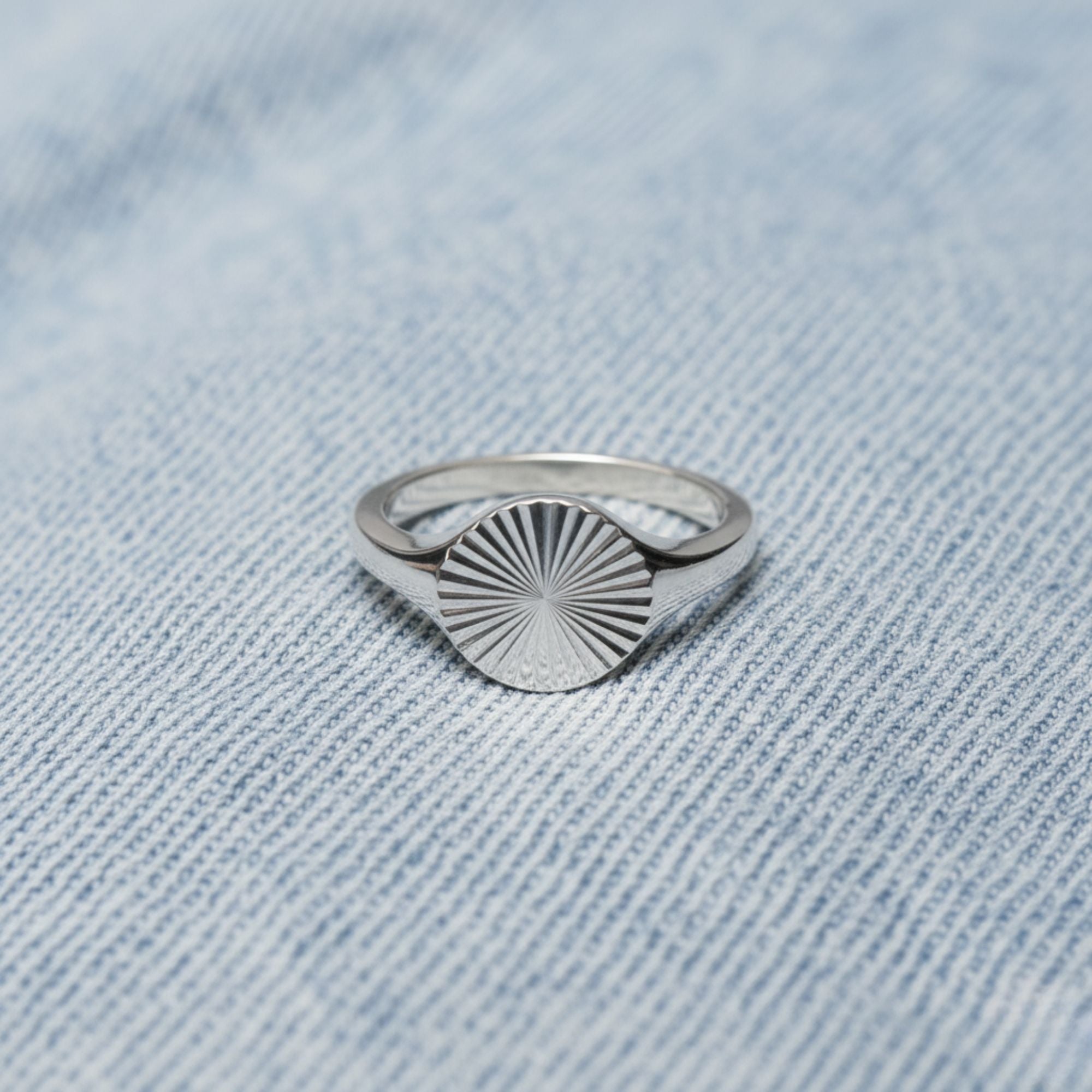 Sunbeam Gold Signet Ring