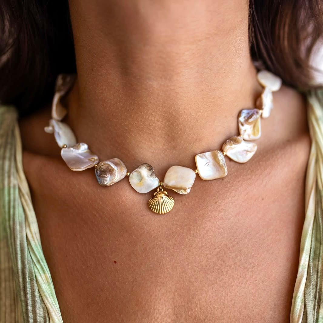 Golden Coast Shell Jewelry – Necklace & Bracelet set
